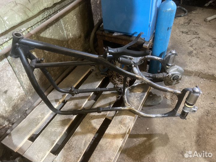 Рама урал м72