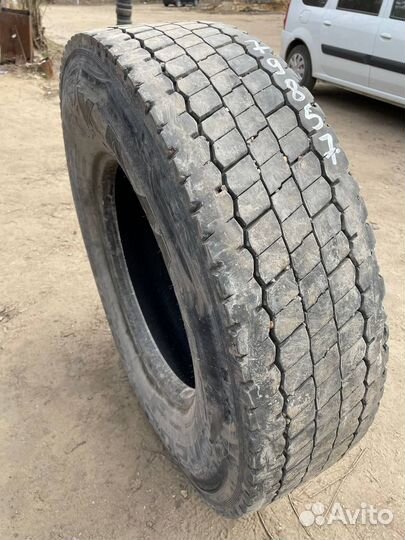 Грузовая шина бу 295 80 22.5