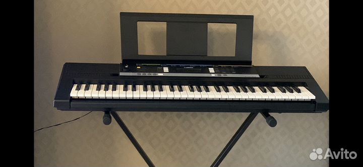 Цифровое пианино yamaha