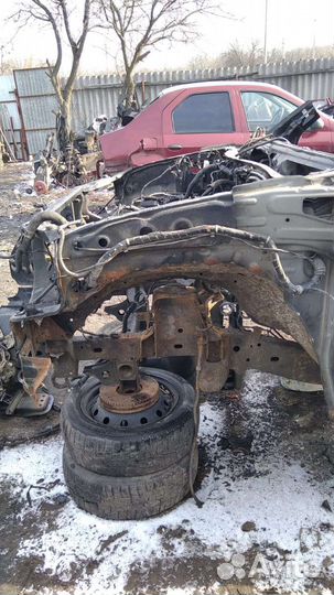 Mitsubishi l200 4 передняя часть кузова