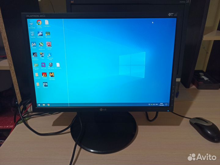 Монитор LG 1440*900 75hz 20дюймов