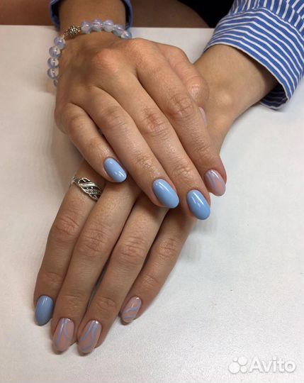 Модель на педикюр
