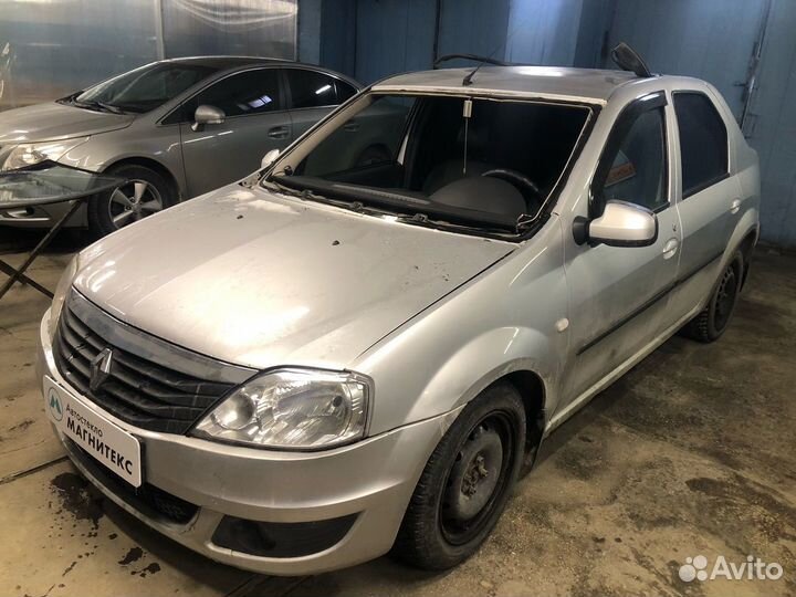 Стекло лобовое Renault Logan, замена