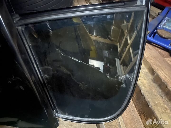 Ветровое стекло bmw е90