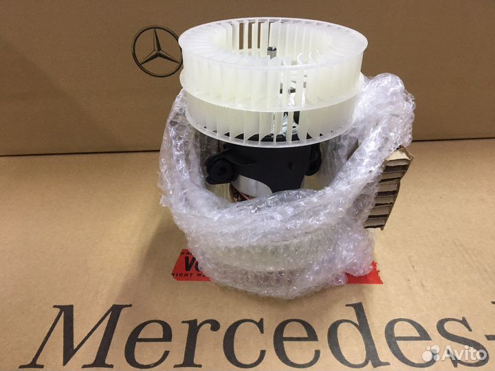 Моторчик печки Mercedes W639