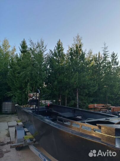 Лодка болотоход