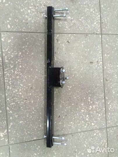 Кронштейн запасного колеса R-15, R-16