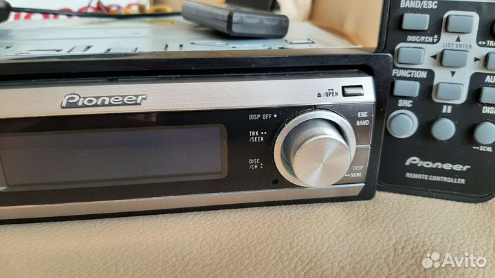 Магнитола Pioneer DEH-P88RS в идеальном состоянии