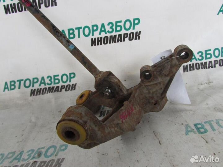 Кулак поворотный задний правый для Lexus ES 300 1