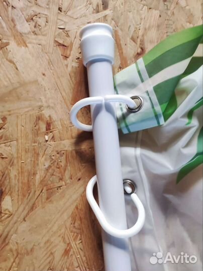 Шторка с телескопической штангой