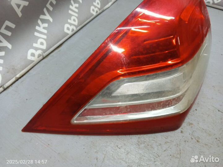 Фонарь задний левый Renault Megane K4M 2008