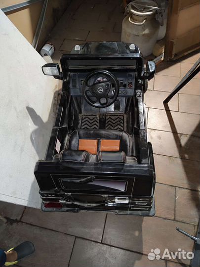 Детский электромобиль