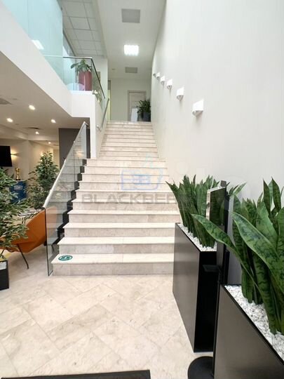 Продажа 1160 м2 c арендатором