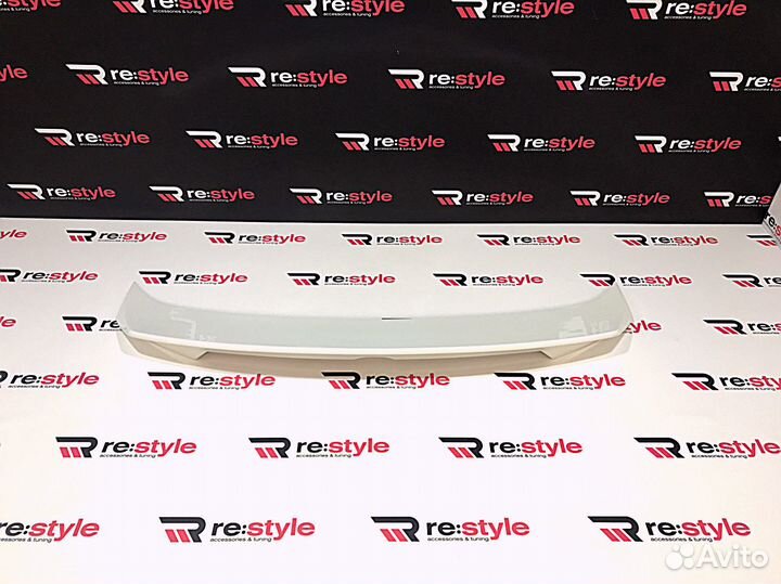 Спойлер Под стекло Lexus RX350 с16г Белый