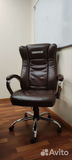 Массажное кресло Yamaguchi Prestige, коричневый