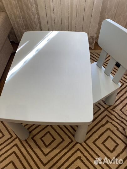 Детский стол и стул IKEA