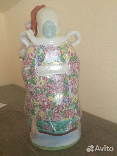 Китайская статуэтка. Мудрец