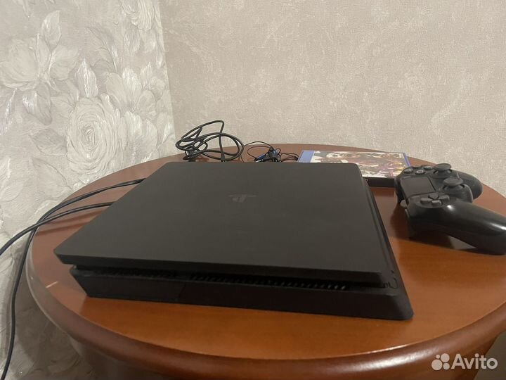 Ps4 slim 1tb