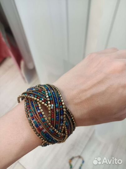 Браслет и бусы из бисера