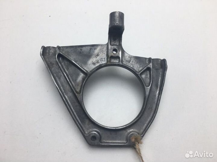 Кронштейн Subaru Legacy B4 BL5 EJ202 2003