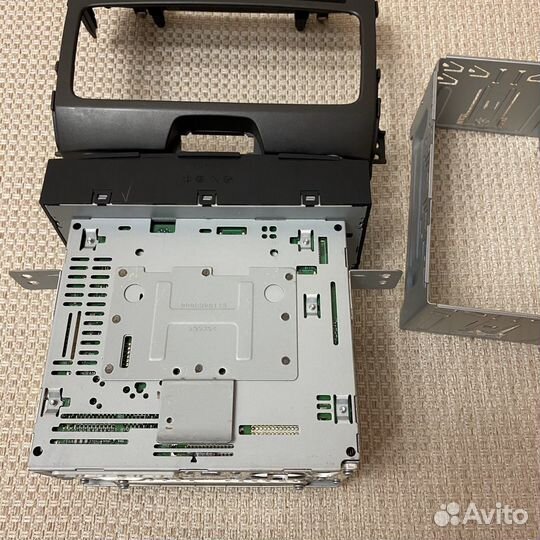 Магнитола KIA Hyundai штатная с Sportage 3