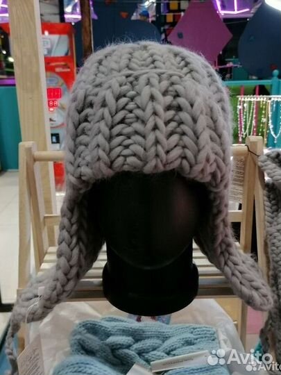 Шапка ушанка вязаная женская ручная работа