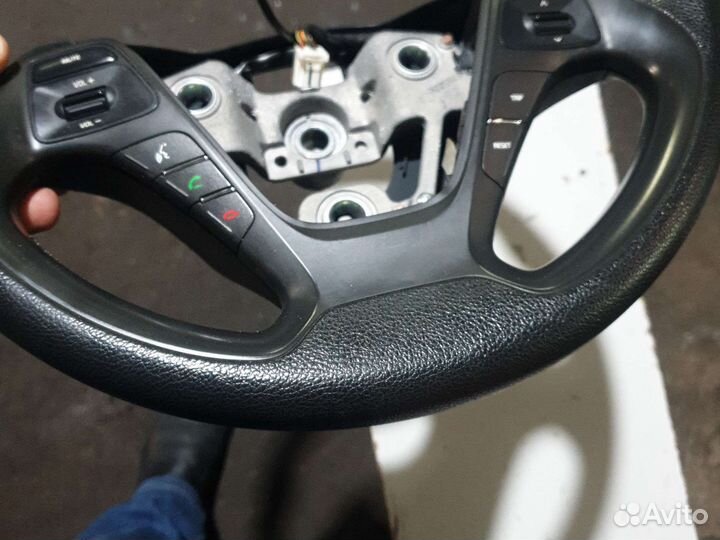 Руль киа cerato 3 YD