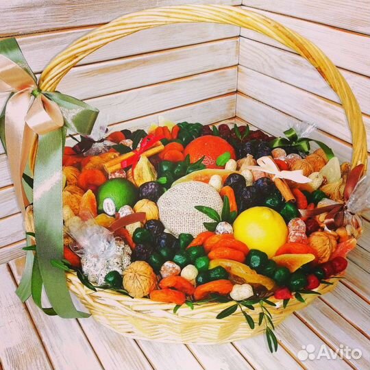 Букеты из сухофруктов,корзины из сухофруктов