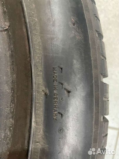 Pirelli P Zero Rosso 205/50 R17