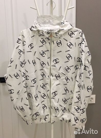 Ветровка Chanel