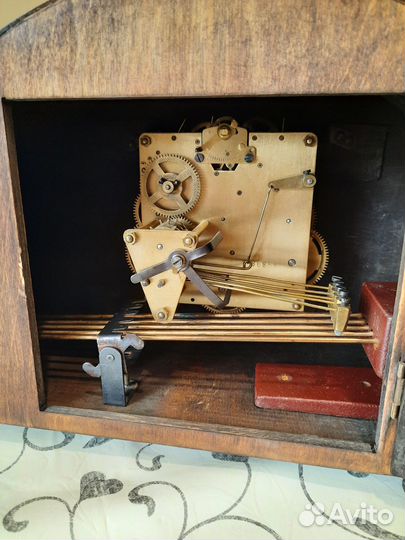 Часы четвертные