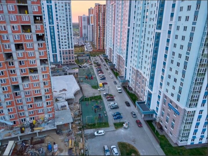 3-к. квартира, 101,6 м², 21/25 эт.