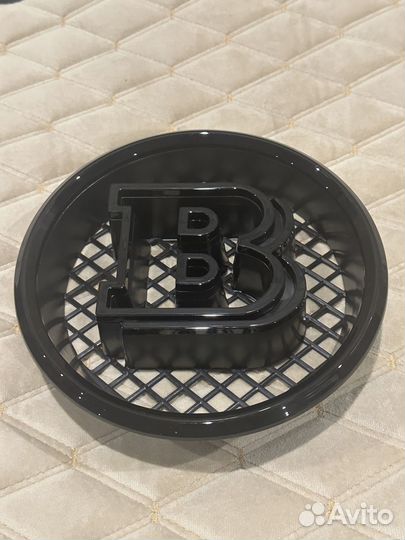 Эмблема Brabus черная на Гелек G463