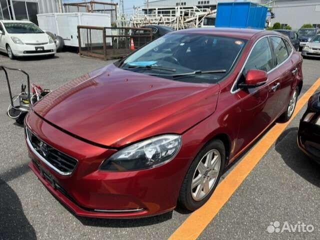 Коллектор выпускной Volvo V40 2 1.6 B4164T 2014