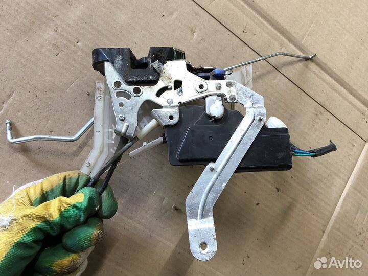 Замок передней правой двери Lifan X50