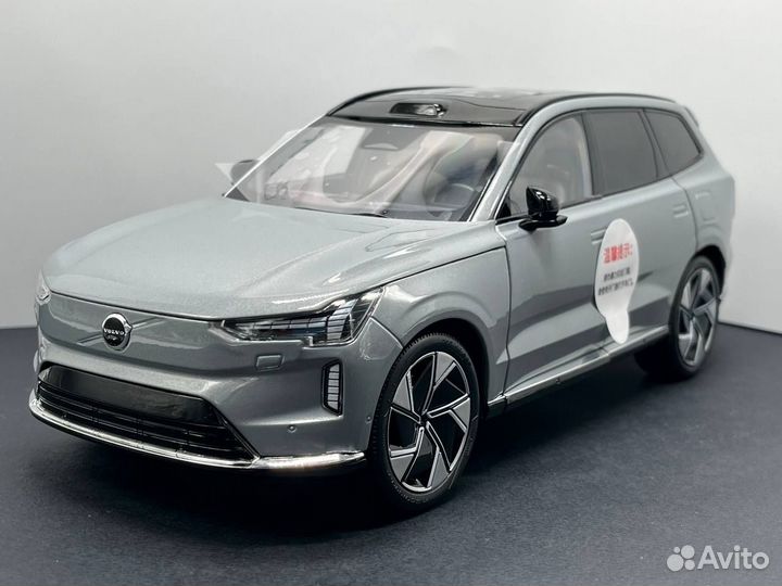Volvo ex90 1:18 коллекционная модель