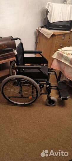 Инвалидная кресло-коляска
