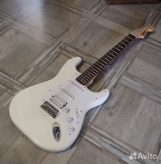 Электрогитара Fender Squire Stratocaster / обмен