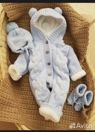 Комбинезон. Костюм для новорожденных