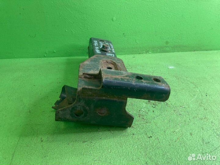 Кронштейн усилителя бампера mercedes-benz actros M