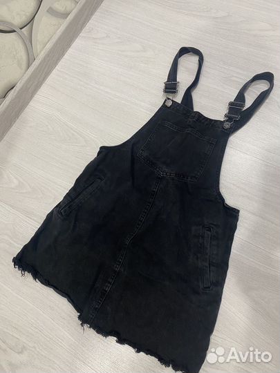 Джинсовый комбинезон