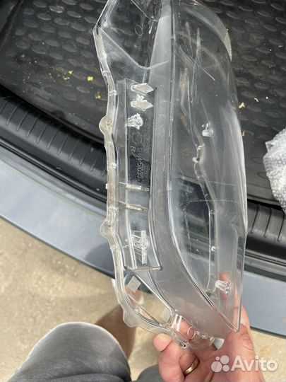 Стекло на фару