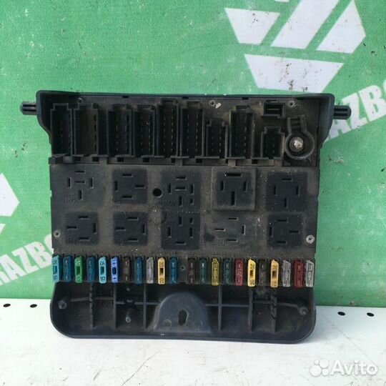 Блок предохранителей Шкода Фелиция