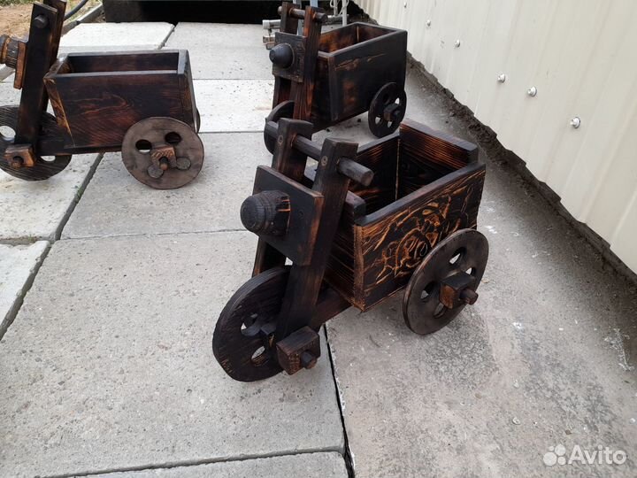 Кашпо для цветов из дерева