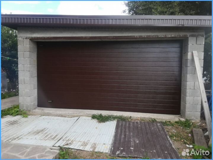 Гаражные секционные ворота DoorHan