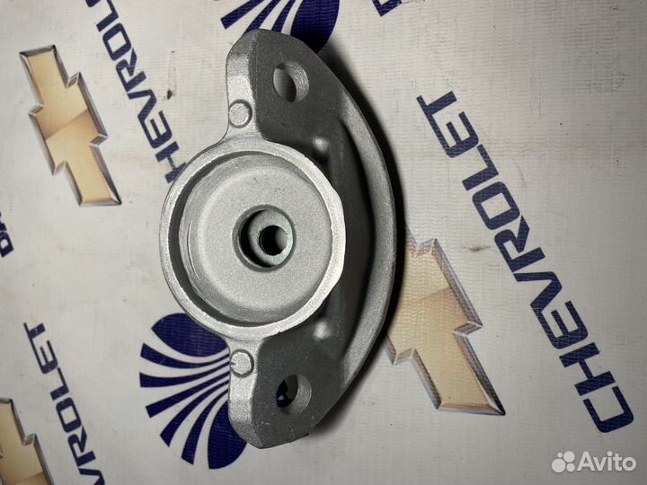 Опора амортизатора заднего Шевроле Круз/Астра j