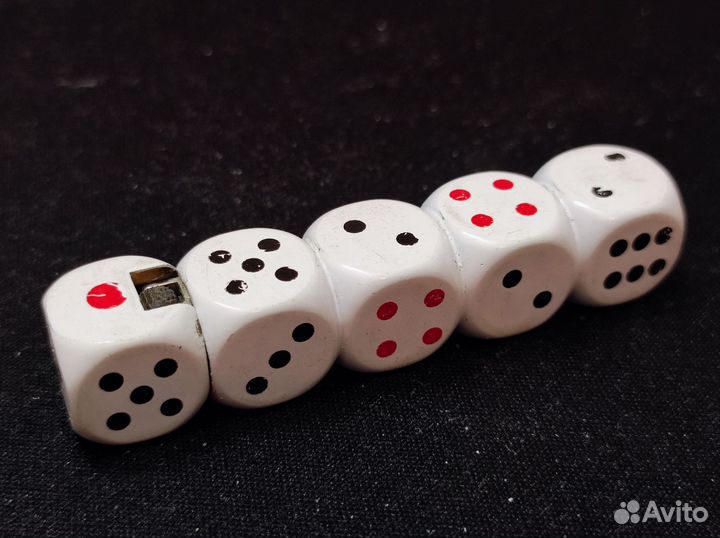 Винтажная зажигалка игральные кубики