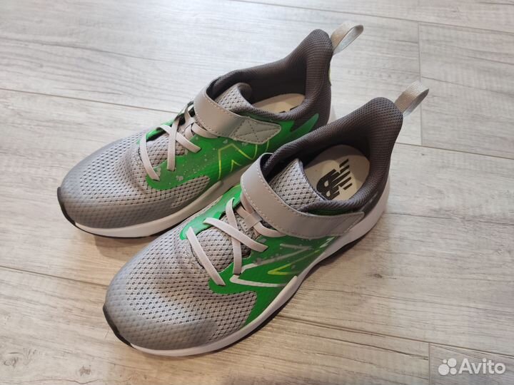 Нью баланс 24,5 см