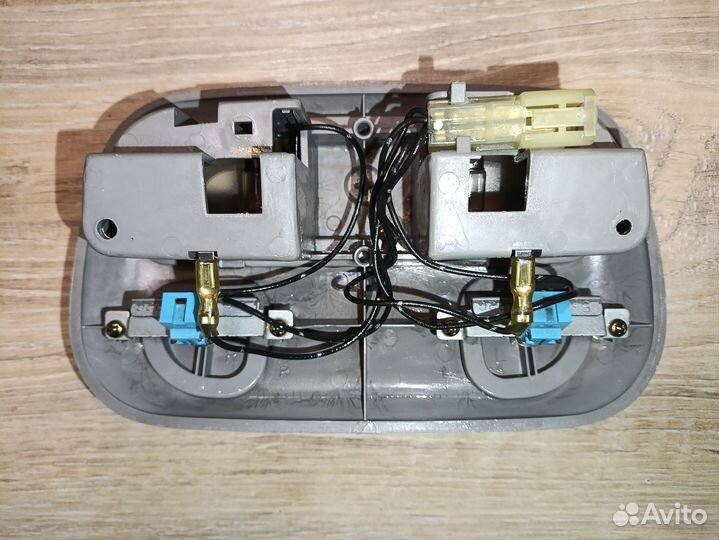 Плафон салона перед subaru legacy B12 impreza G11