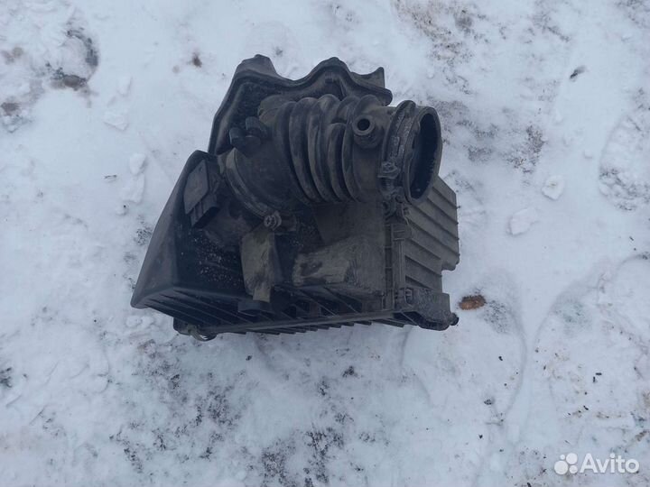 Мазда 3 BL корпус воздушного фильтра